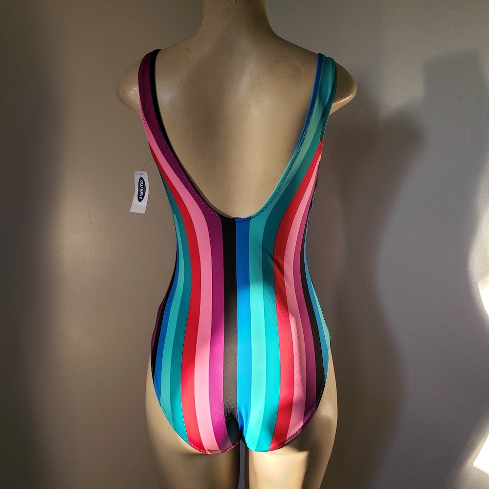 Old Navy Swim Suit 💙💜🖤 - Picture 3 of 11